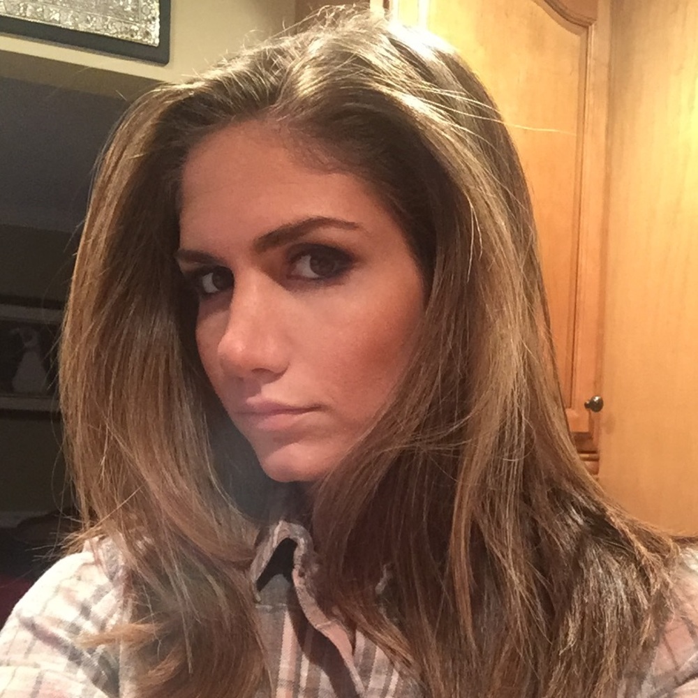 Meet your Posher, Elaine